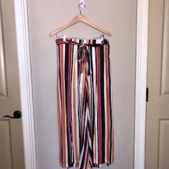 Xhilaration Pants - Striped Crop Linen Pants with Slit Details Xhilaration Pants - Striped Crop Linen Pants with Slit Details